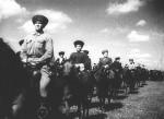 Кавалеристы-добровольцы Кабардино-Балкария, август 1941 г. Кадр кинохроники, из фондов РГАКФД