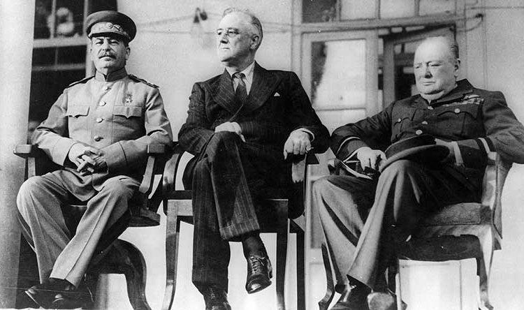 И.В. Сталин, Ф.Д. Рузвельт и У. Черчилль в Тегеране